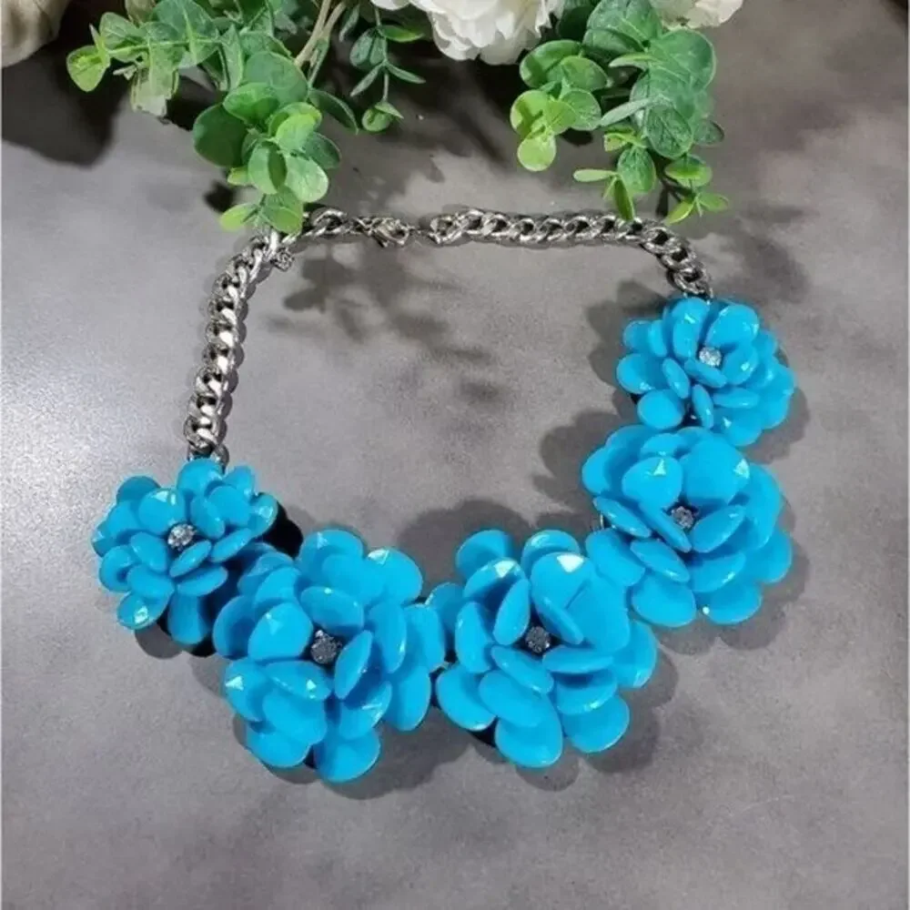 Treska Turquoise Blue 3D Floral Statement Bib Necklace Curb Chain Rhinestone